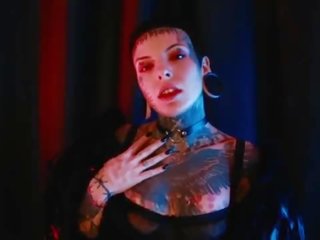 Mari zombi &lpar;teaser 2019&rpar; &sol; ngiringan alt prawan and camgirl from brazil showing all the things she does