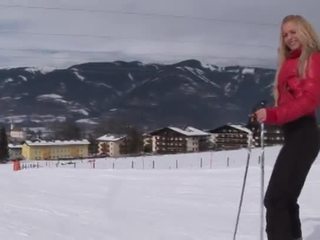 Eroberlin anna safina russa loiro esqui áustria aberto público