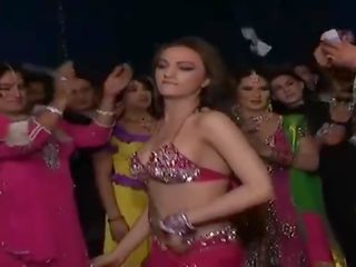 Nuovo caldi sexy mujra dance 2019 nuda mujra dance 2019 #hot #sexy #mujra #dance