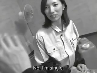 Subtitled küpsemad jaapani naine blue krae boss