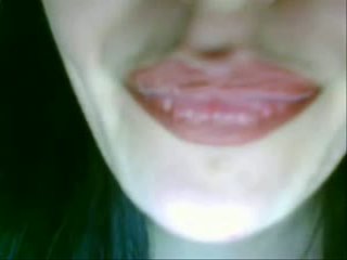 Devine lips!