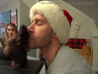 Mrs. Clause Has Her INCREDIBLE Nylon Soles Licked HD PREVIEW
