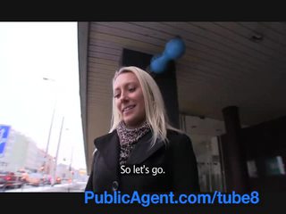 Publicagent didelis speneliai nella gets jos įtemptas putė pounded