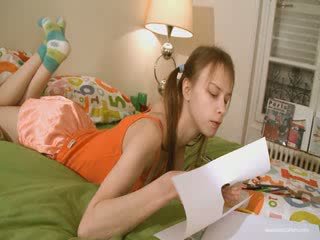 Schattig vriendin doing gemeen homework