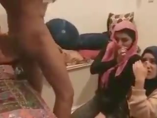 3 hijabs spotted: ücretsiz hijab tüp porn video cf