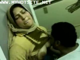 Arab Housewife Fucked By Young Stud