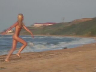 College Girl Agnes Walks Around The Beach Full Nude (With An Audience)