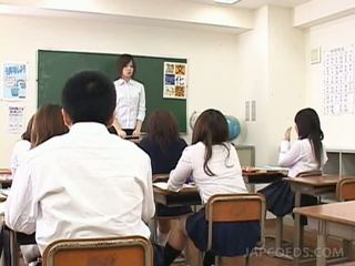 ιαπωνικά, μικροκαμωμένη, μαθήτρια