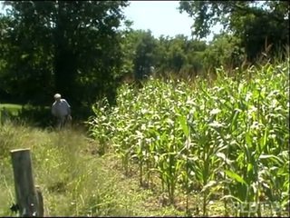 French babe pussy fucking in the field