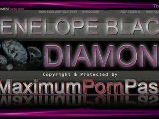 Penelope ブラック diamond footlicking フェラチオ preview