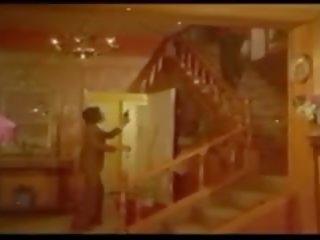 Aynur akkarsu - kafes sikisi 1979 - unsal emre - turki